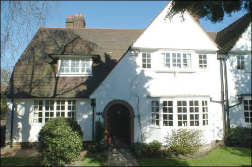 14 Bigwood Road